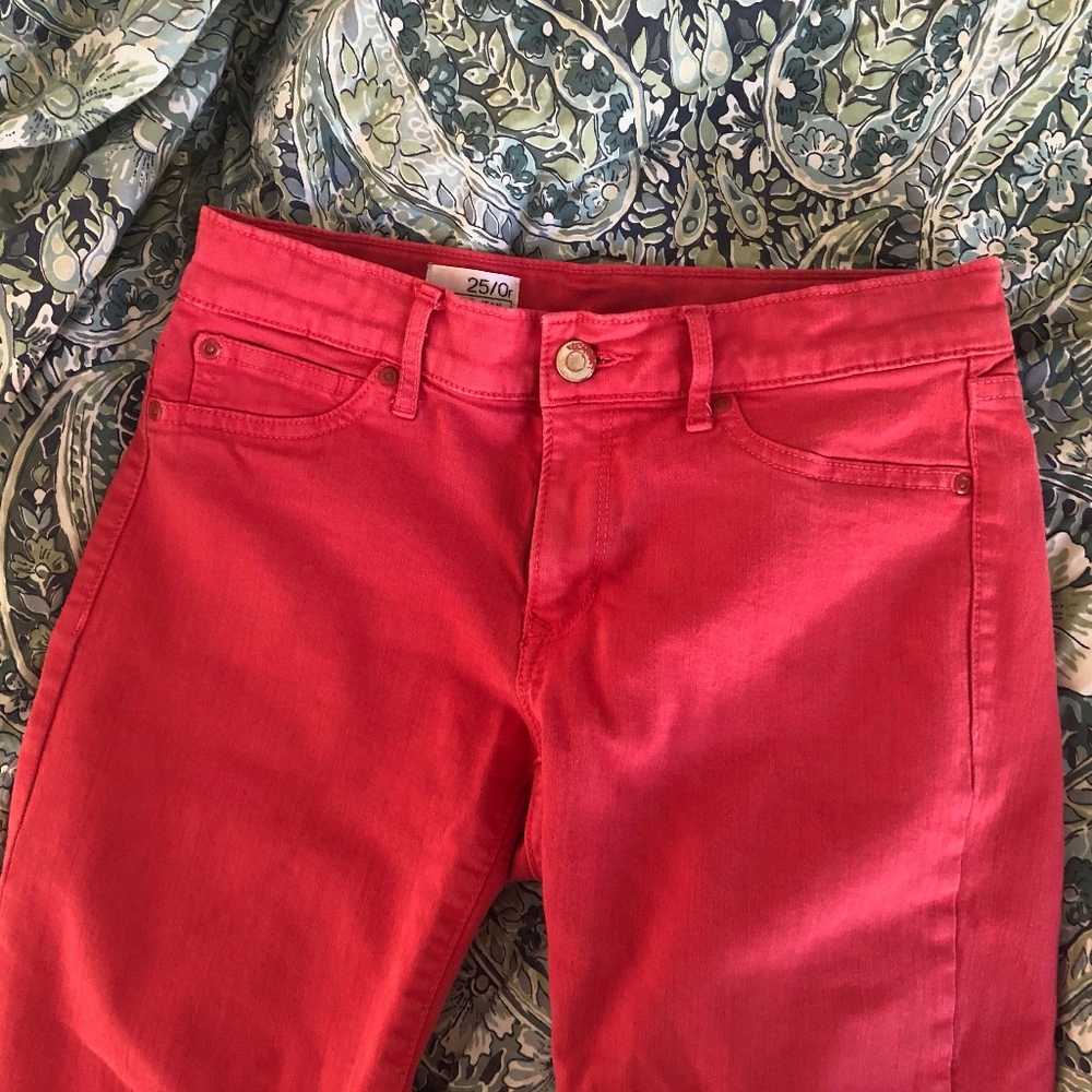 Raspberry pink Gap Legging jeans size 25/0r